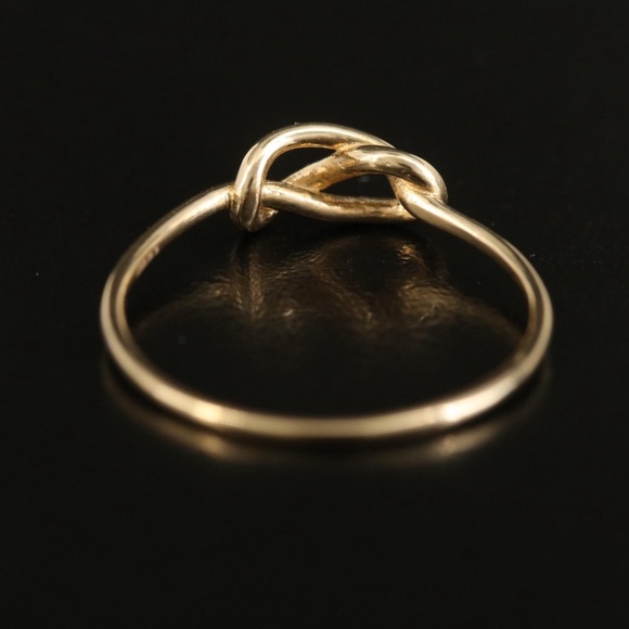 Vintage 14K Yellow Gold Knot Ring - Picture 3 of 4